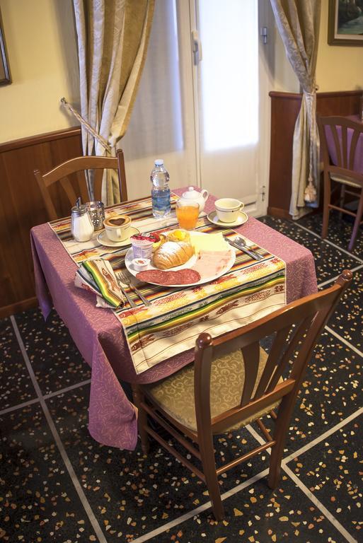 Hotel Bristol Лаванья Экстерьер фото